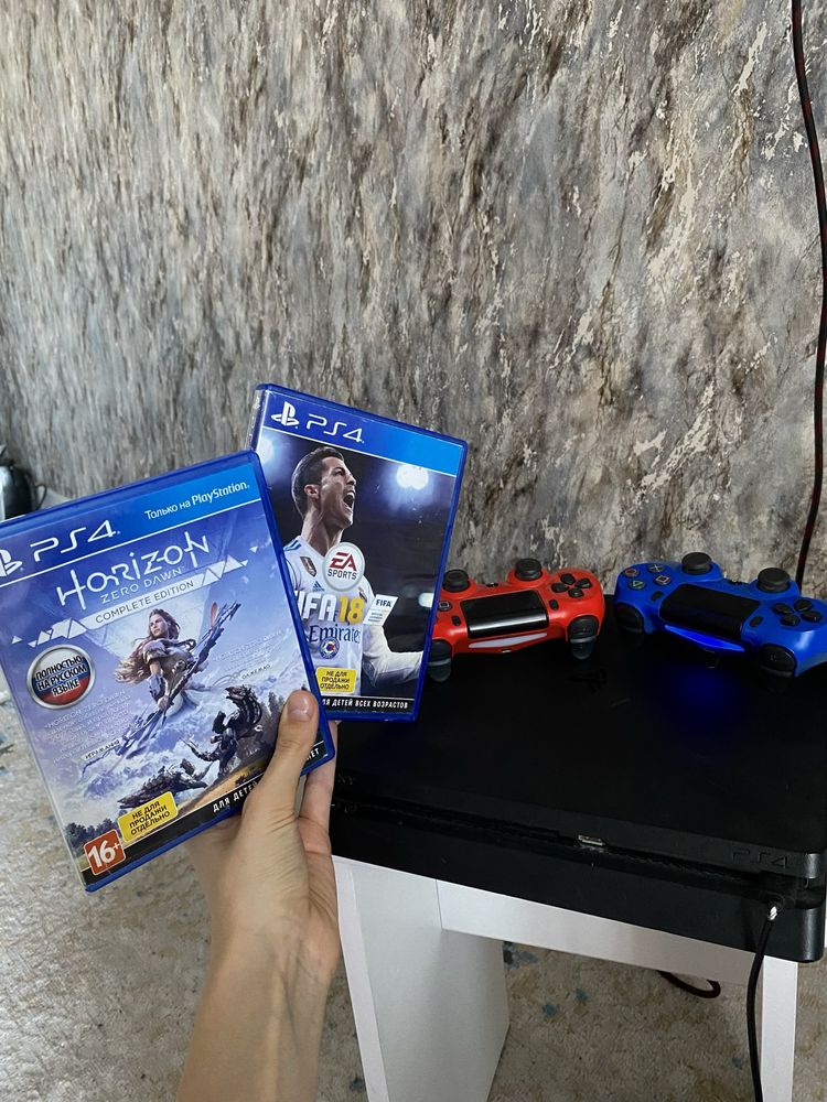 Продам Sony Playstation 4 slim 1 tb