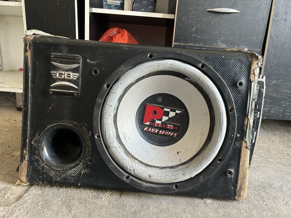 Сабвуфер PowerZone + усилитель Pioneer Carrozzeria  мощный бас!