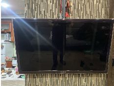 Телевизор самсунг в хорошем состаяний