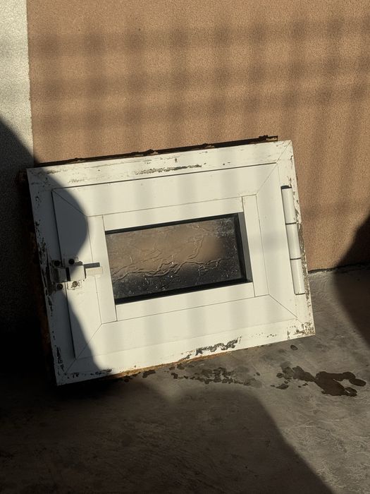 Pvc прозорец за баня