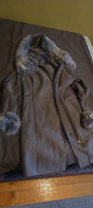 Дамско кожено палто