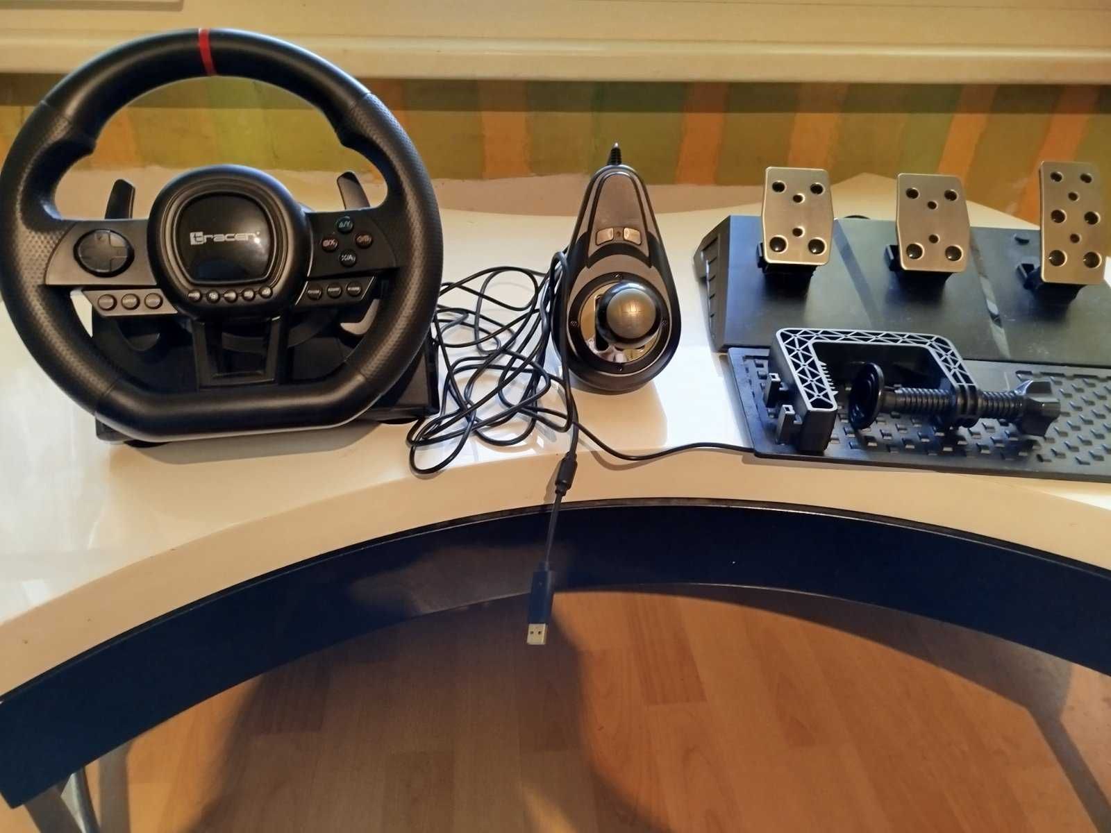 Комплект волан с педали и скоростен лост.Tracer SimRacer, GameZone.