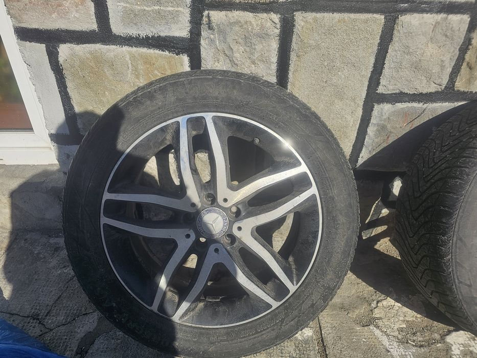 Vând /schimb  jante Mercedes-Benz