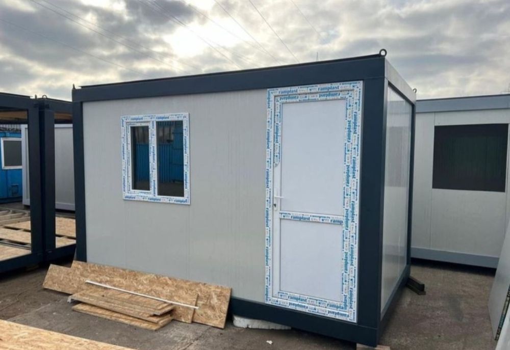 Vand containere modulare la super preț-calitate