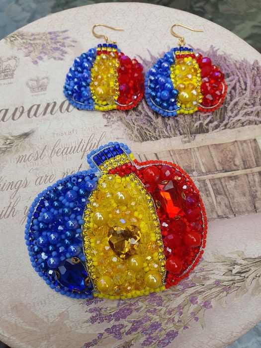 Brosa si cercei dovleac tricolor