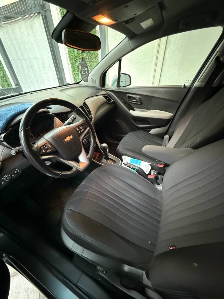 Chevrolet Tracker premier срочно , нарх тушди