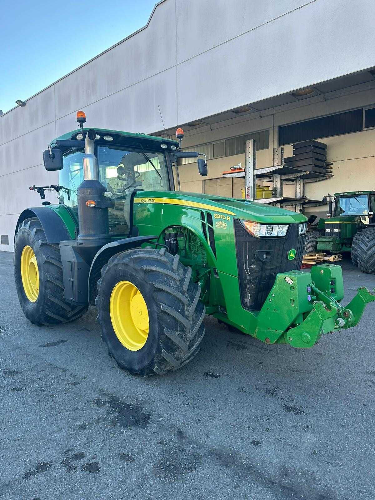 Tractor John Deere 8370R