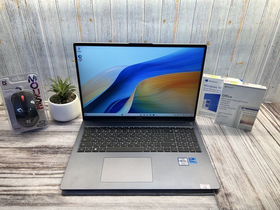 HUAWEI MateBook D16 | Core i5-12450H | 8GB | 512GB SSD | 16” Iris Xe G