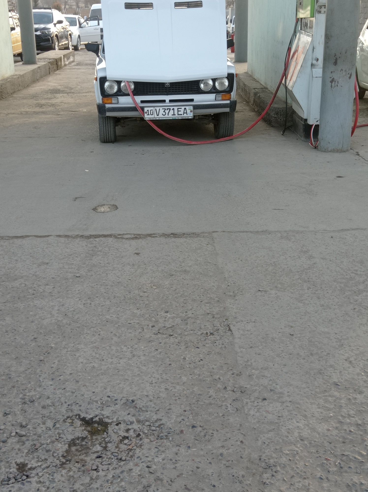 Vaz 2106 sotiladi