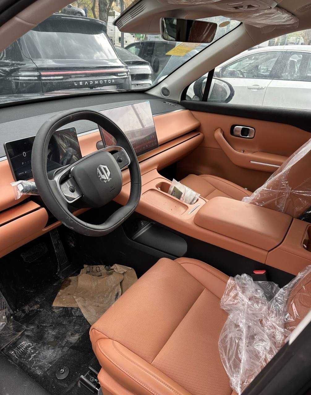 Leapmotor C16 naxt va nasiya savdo yillik 10%