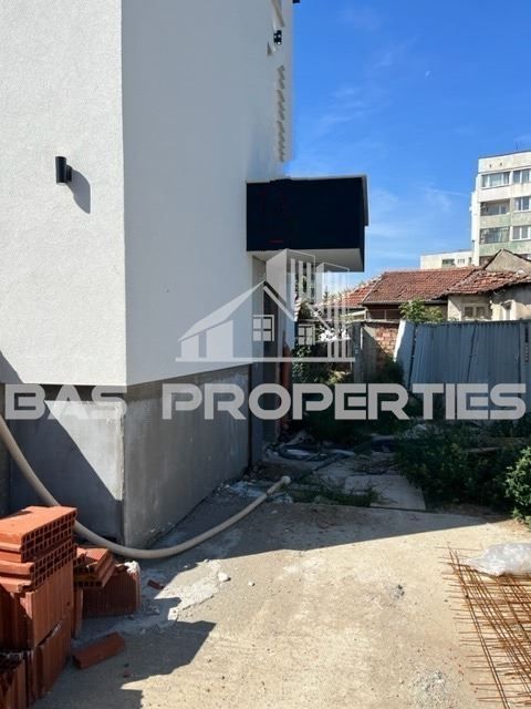 Продава се Двустаен апартамент в София, Левски В - 83 кв.м за 1500 €/кв.м - Снимка #5