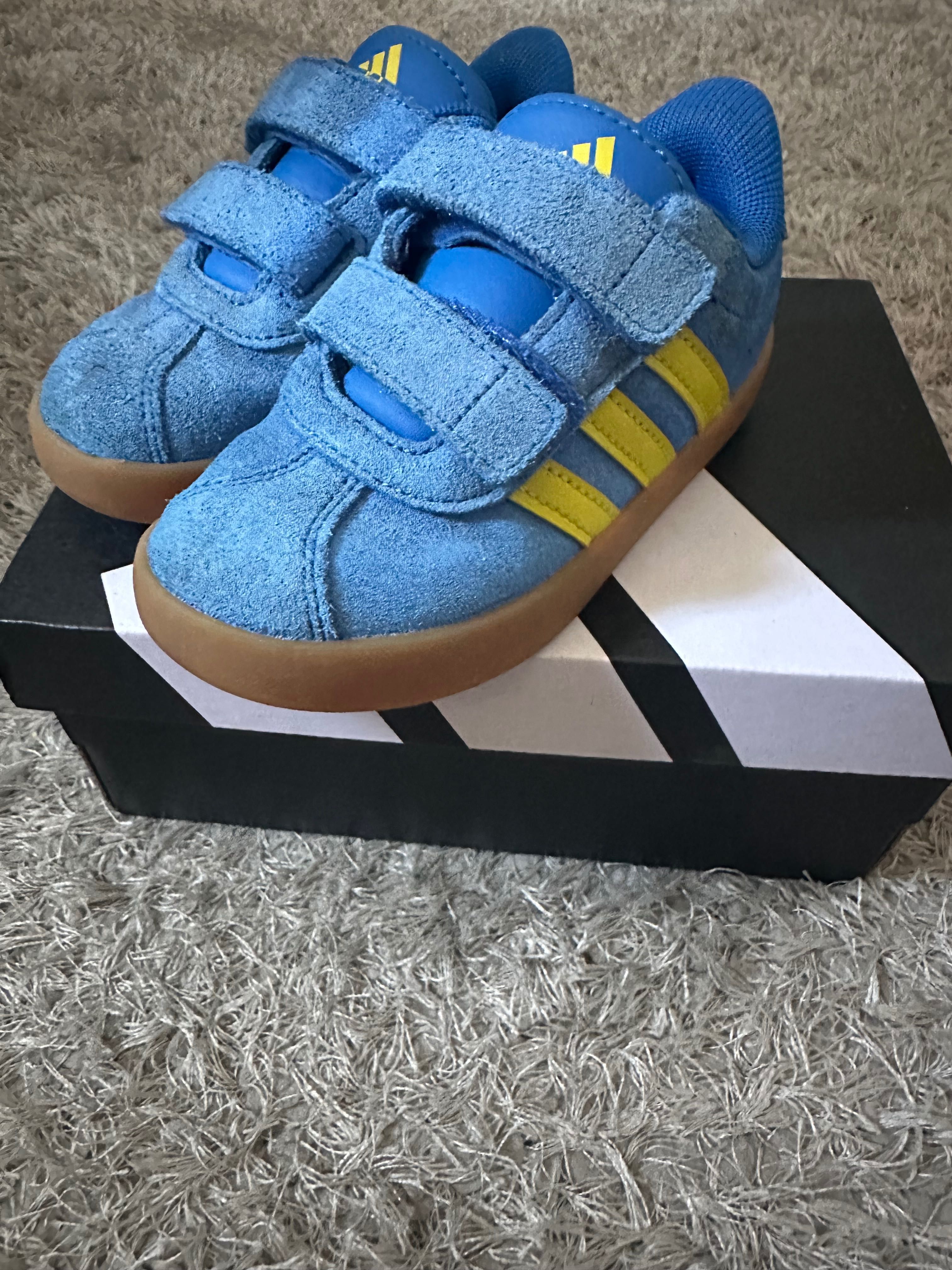 Детски маратонки Adidas VL court