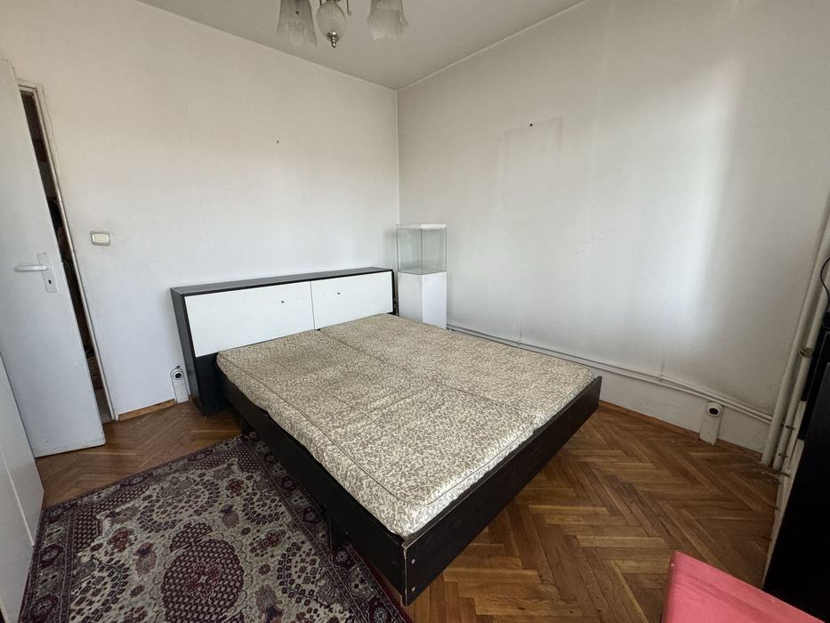 Дава се под наем Тристаен апартамент в Казанлък - 901 кв.м за 204 € - Снимка #4