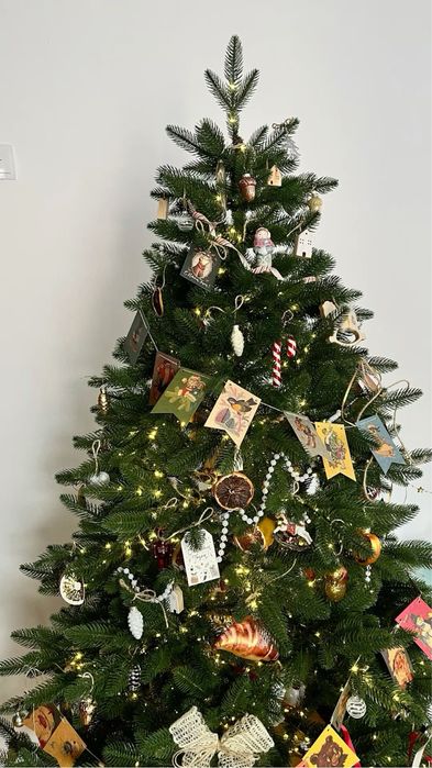 красивая ёлка продается