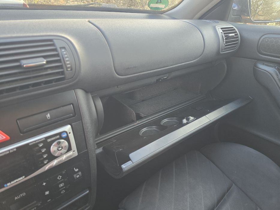 Vând Audi A3 8L motor defect