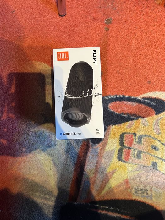 Boxa JBL flip7.