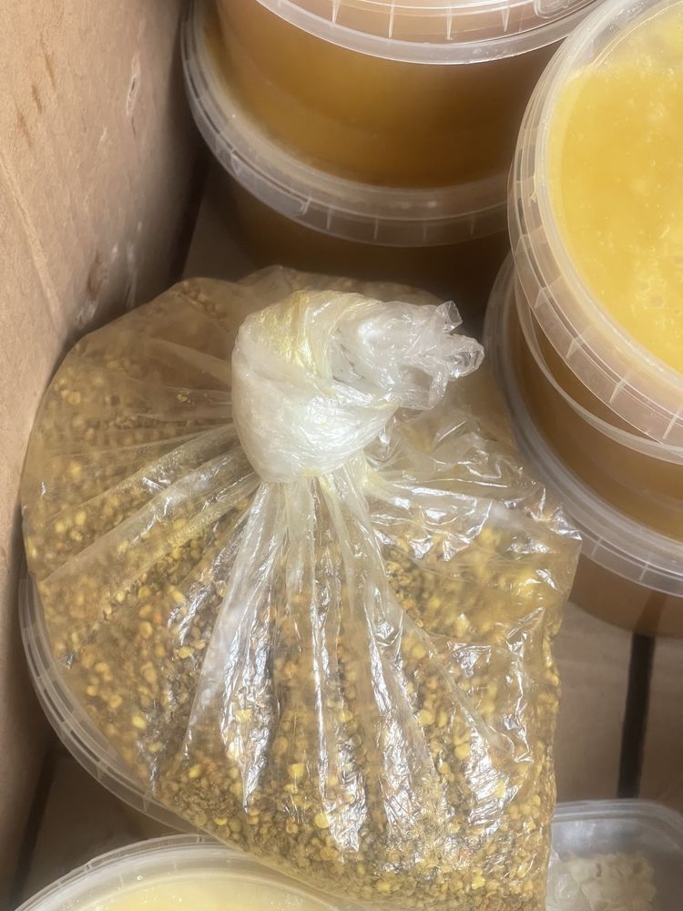 Продаем мед пыльцу и соты