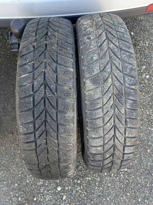 2 cauciucuri iarnă 155/80 R13- VREDESTEIN