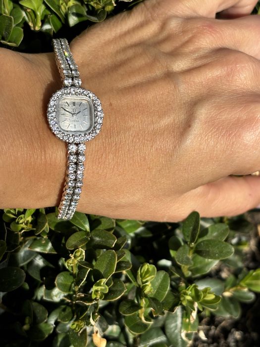 Ceas omega aur 18 k cu diamante