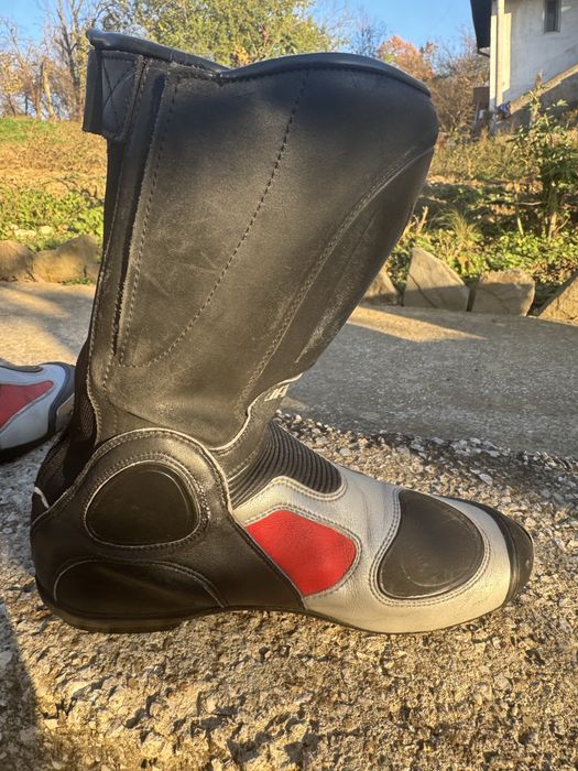 мото ботуши dainese 42