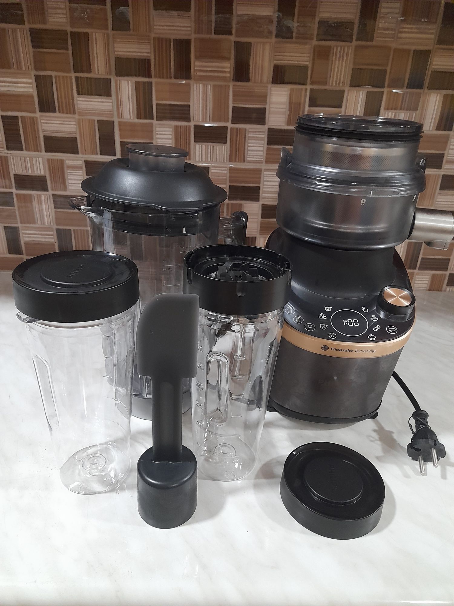 Vând Blender Philips nou