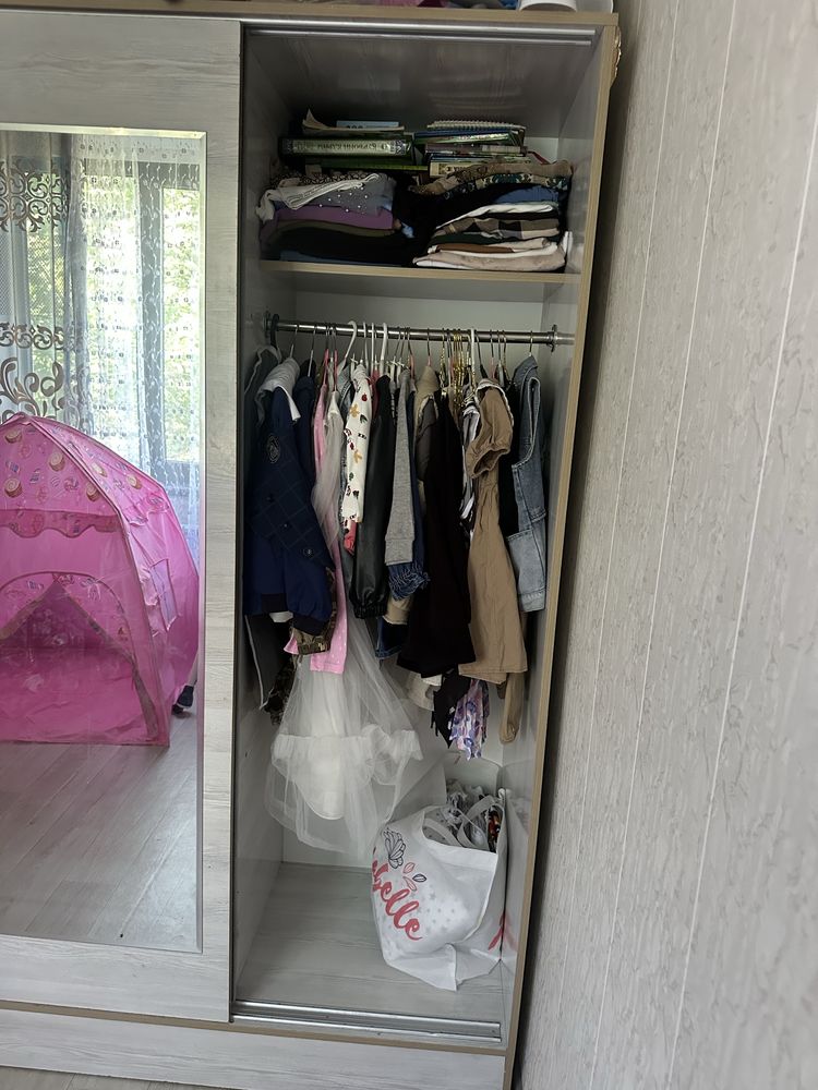 Двух спальная кровать