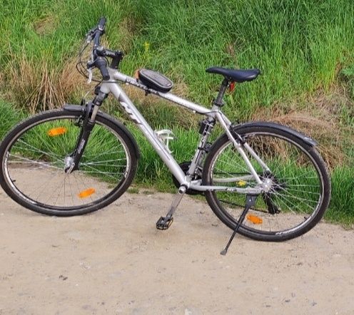 Bicicletă HT Ventura