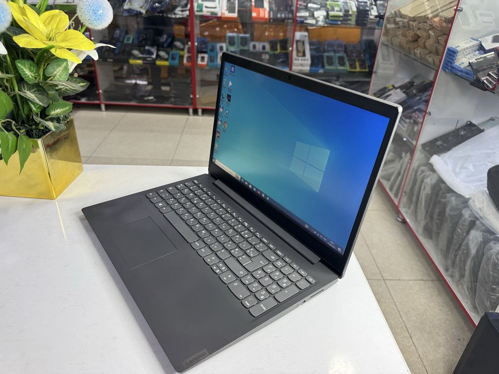 lenovo ofisga holati zor ssd lik qotmidiganidan keldi ishlashlari tez