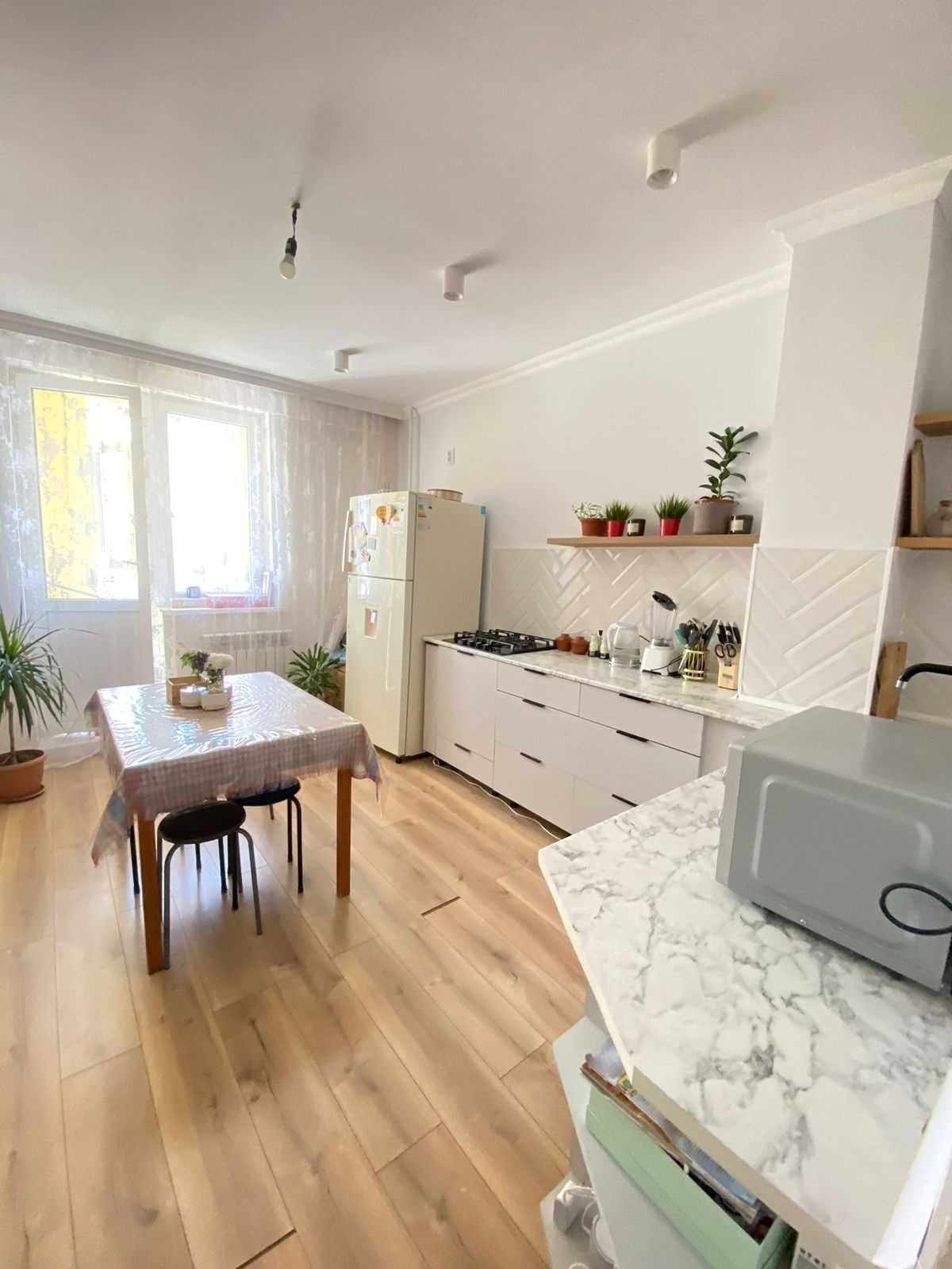 Продам 4-комнатную квартиру в самом центре Алтын Орда