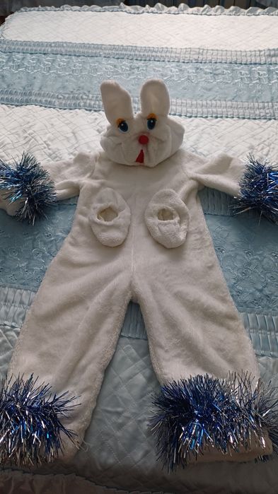 Продам новогодние детские костюмы