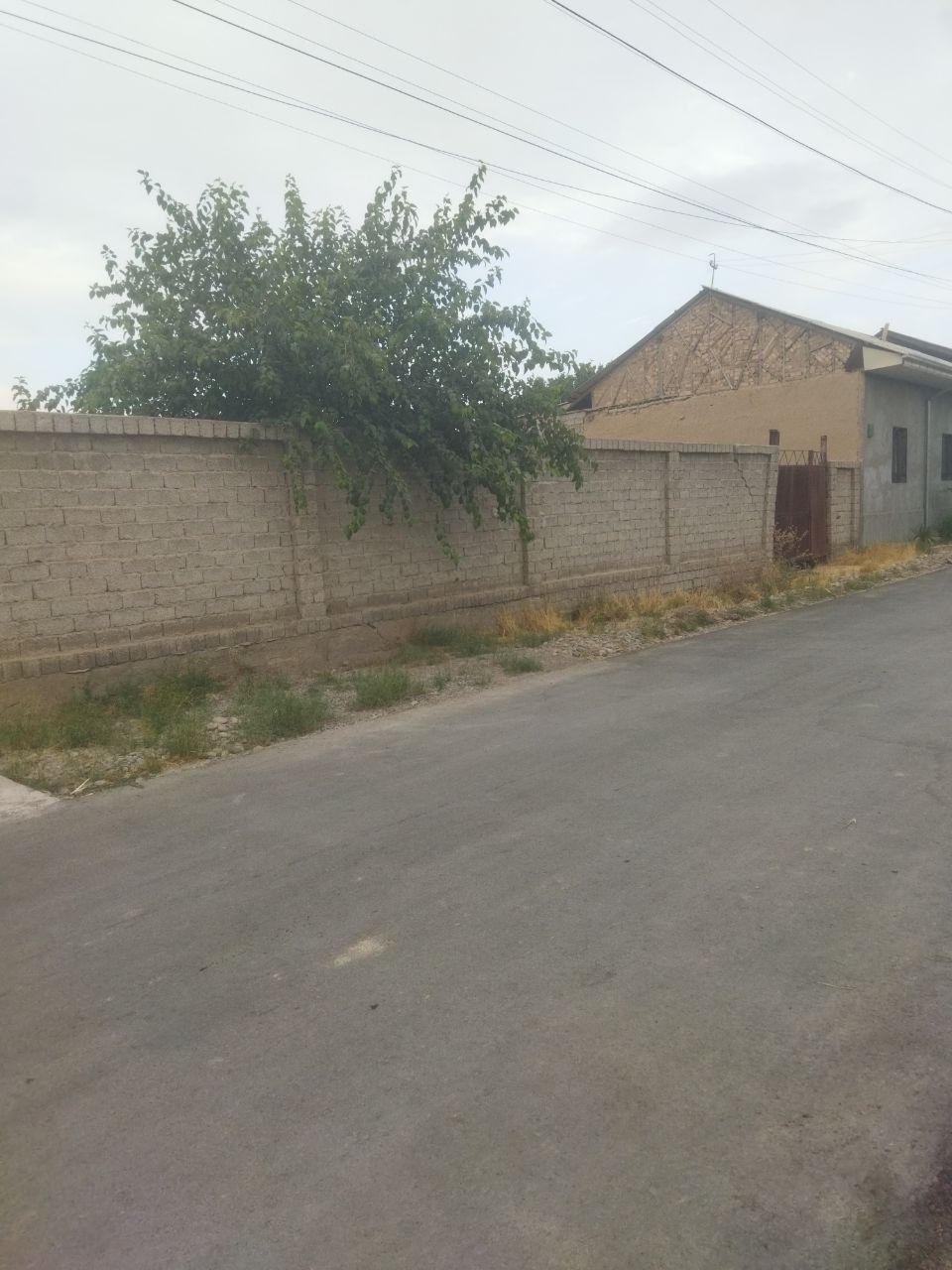 Участка сотилади.