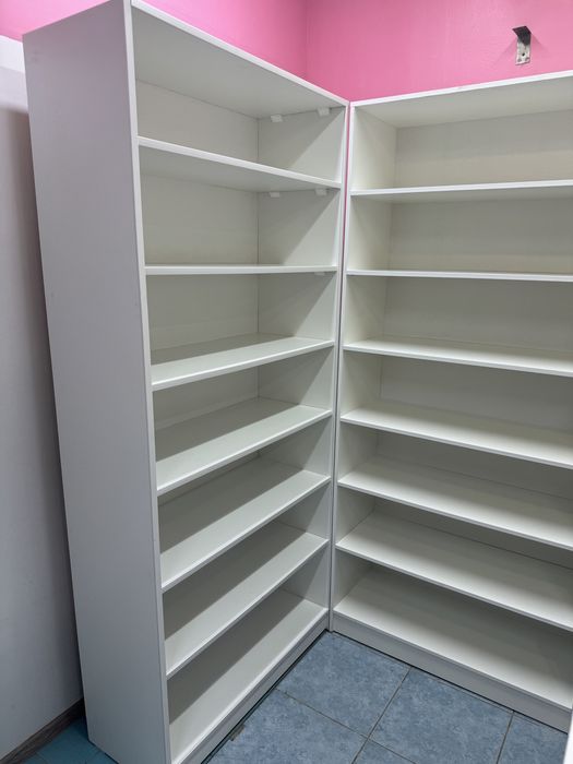 Шкаф сатылады 3 еу