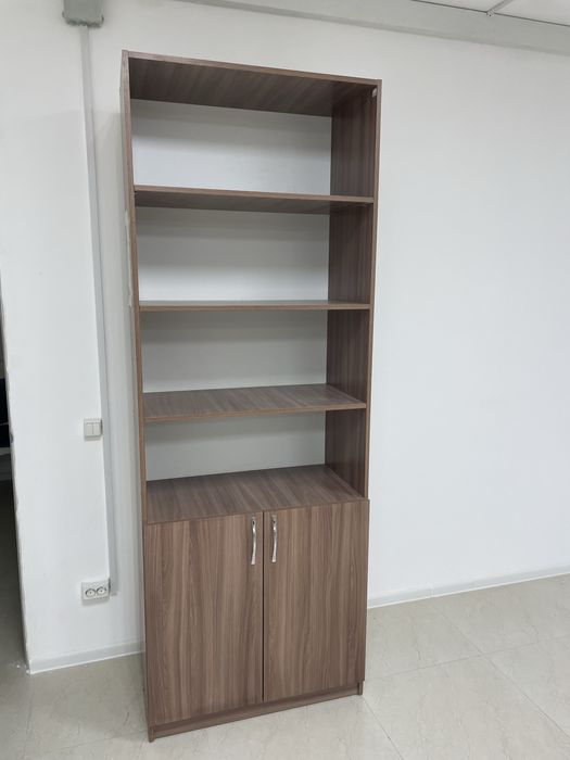 Шкаф с полками для офиса