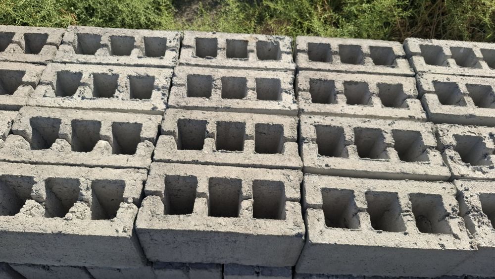 Shlakablok gisht stanok sotiladi