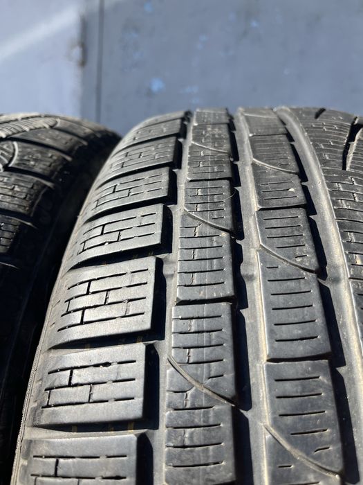 4 бр. зимни гуми 225/45/18 Pirelli RSC 5,5-6 mm DOT 3314