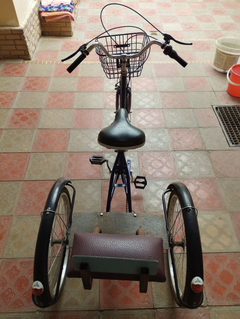 Velosiped 3 oyoqlik