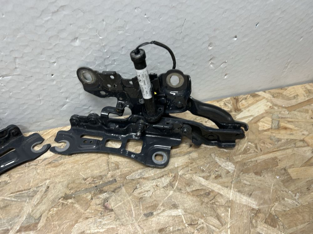 Balamale capota / capse pirotehnice bmw G20 G21 seria 3