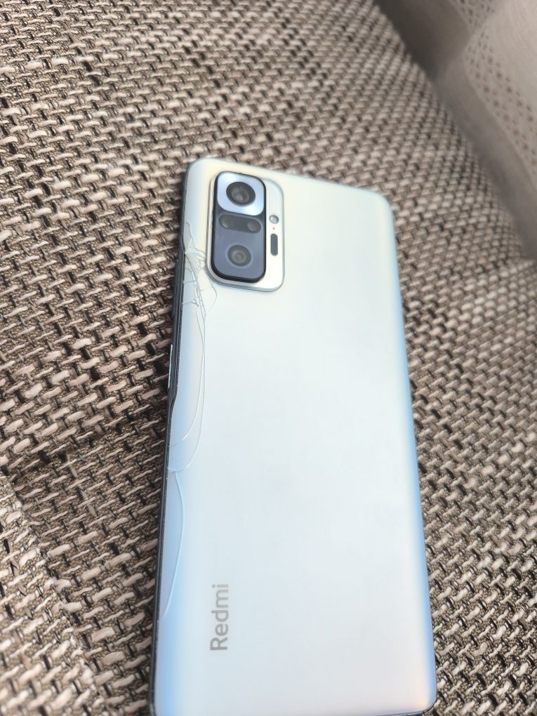 Redmi 10 pro+ не се включва