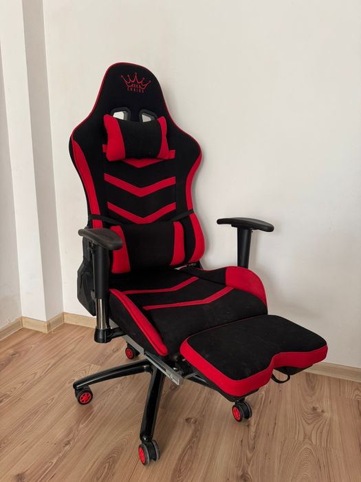 Vând scaun de gaming