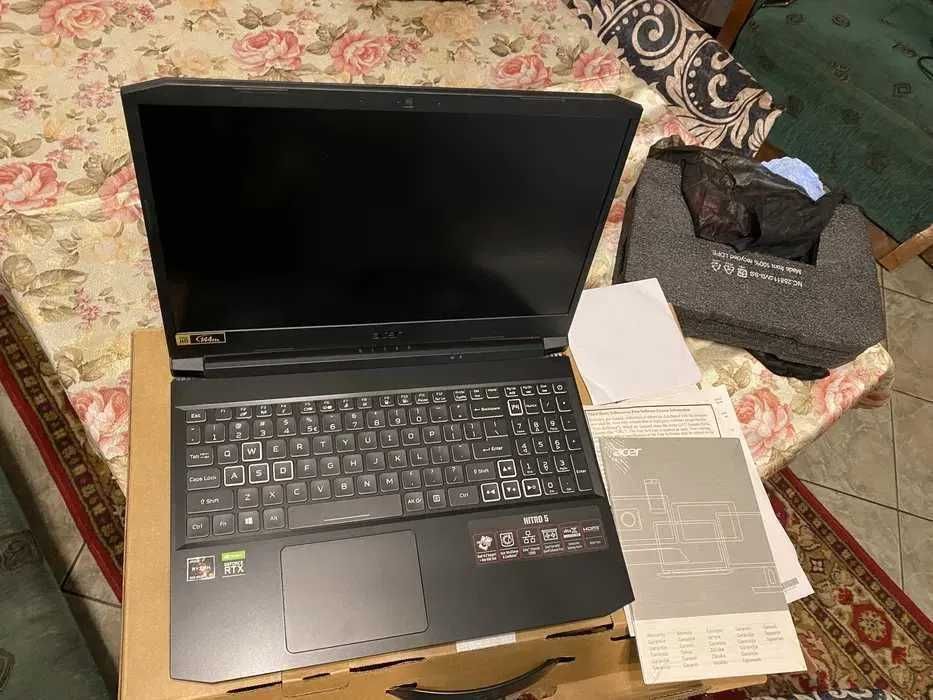 Laptop GAMING Nvidia RTX3060 16 GB Ram Monitor FulHD 144hz