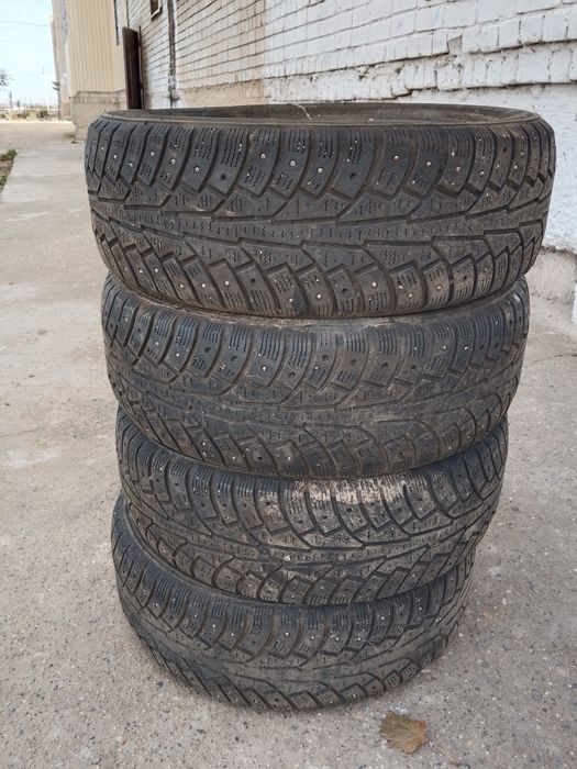 Зимняя резина 205/60R16