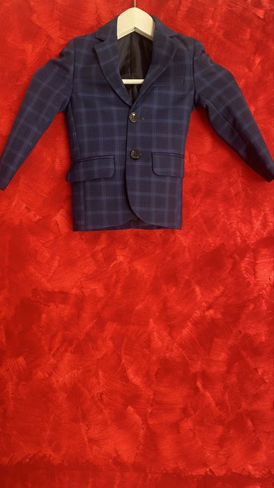 Costum cu vesta pentru baitei