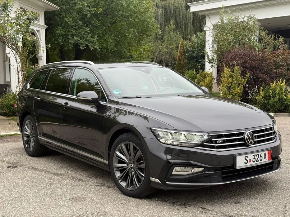 Volkswagen Passat R-Line 2.0 Tdi 150 Cp Euro 6 Faruri Full Led Apple Android Navigatie