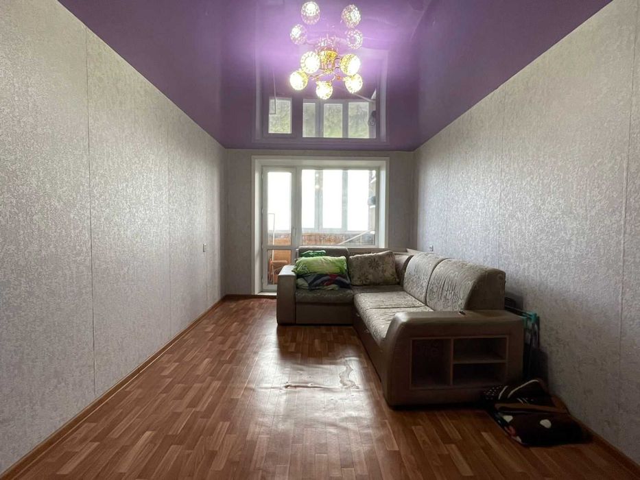 Продам 2х комн квартиру на 8 мкр 2 кольцо ЛИФТ