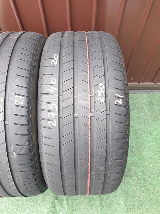 275.40.20 Bridgestone run flat