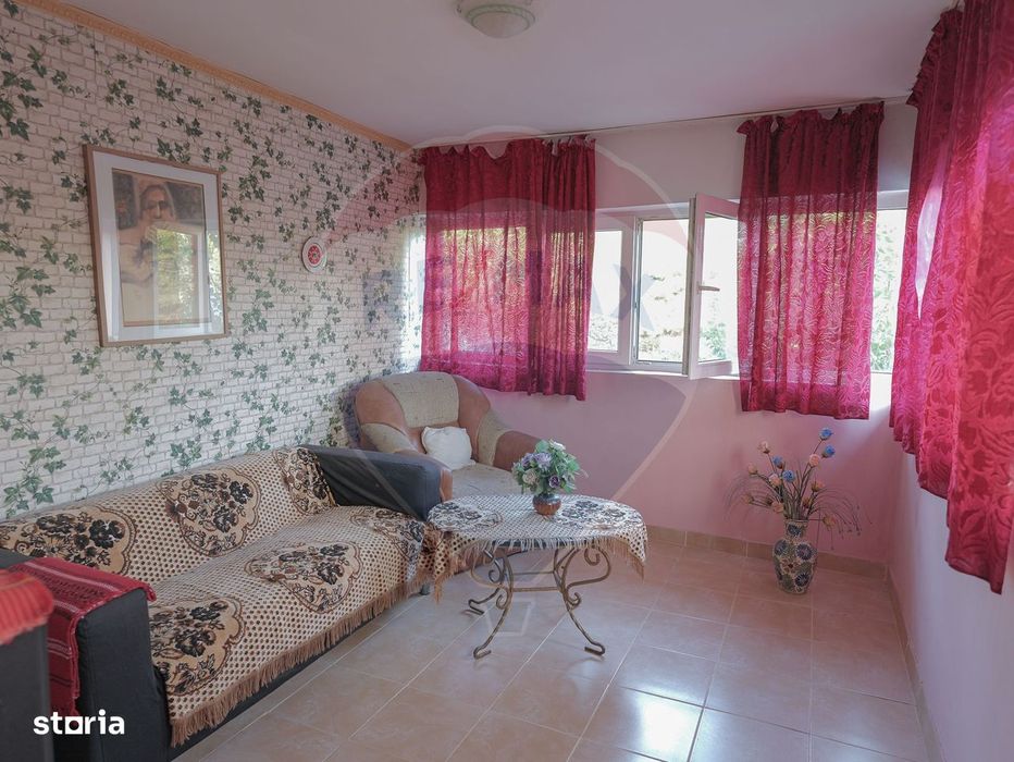 Casă spațioasă cu 6 camere, la câțiva pași de Palatul Mogoșoaia