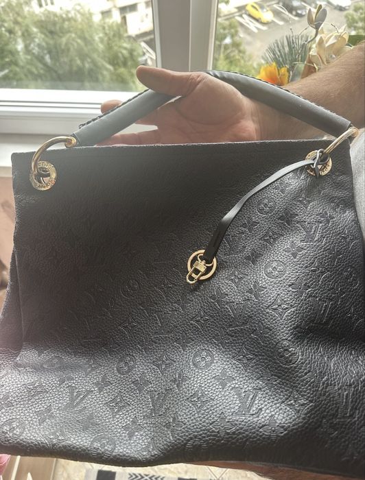 Vand geanta Louis Vuitton
