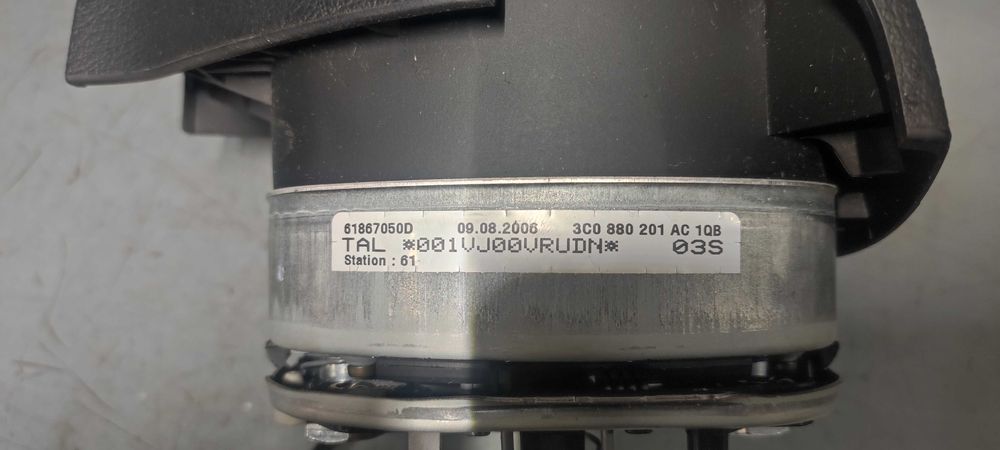 Airbag volan volkswagen vw passat b6 cod 3C0880201AC