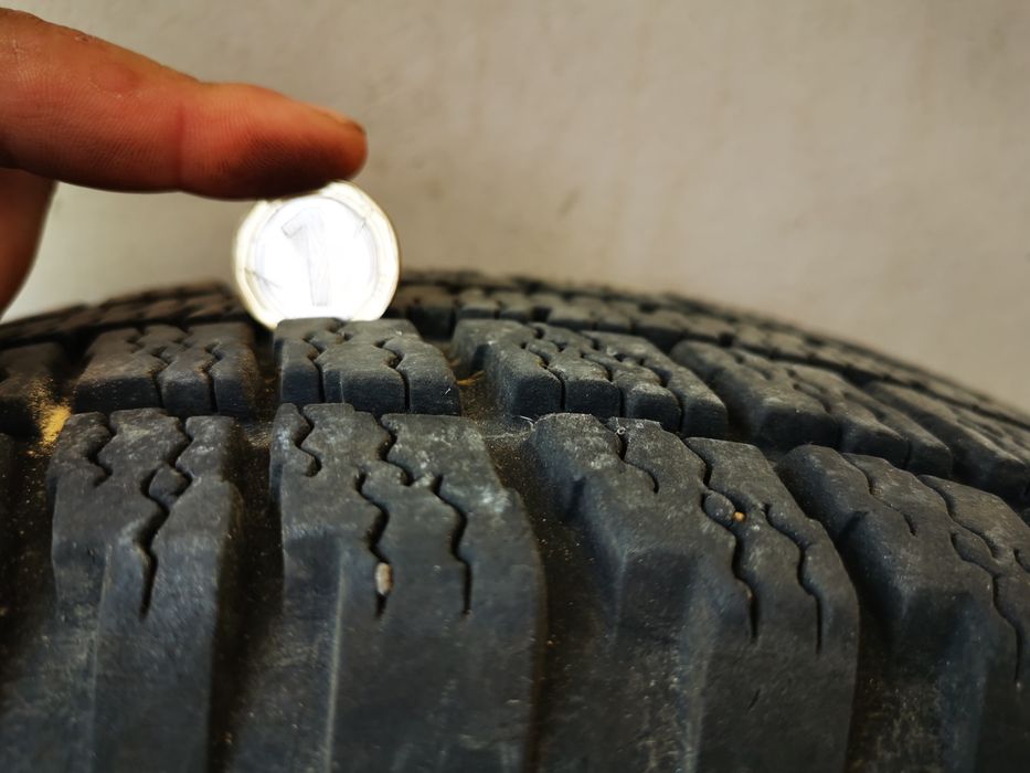 2 броя! Зимни гуми Debica frigo 13ки с джанти 4х100