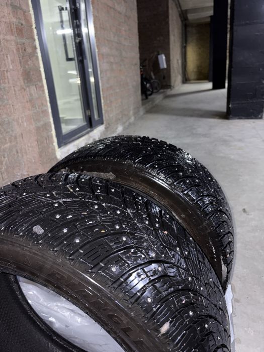 Зимние шины r 18 235/45 triangle